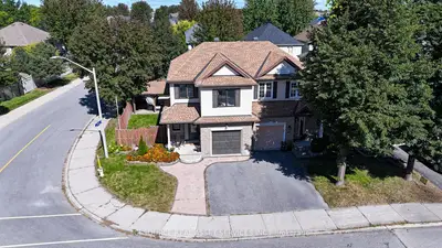 127 WATERBRIDGE Drive, Barrhaven, ON K2G 7C2