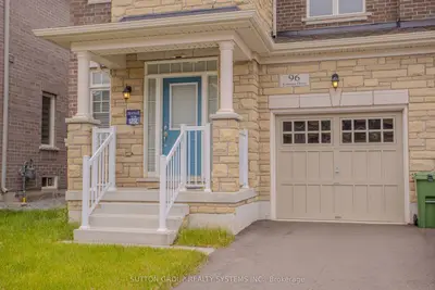 96 Kenesky Drive, Hamilton, On L8b 1y4