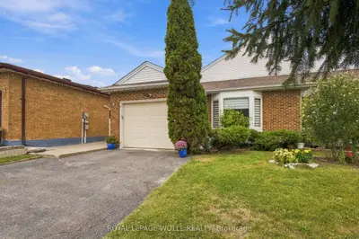 802 Strasburg Road, Kitchener, On N2e 2y3