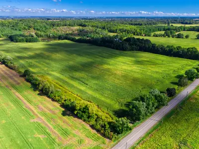 1530a Greenfield Road, North Dumfries, On N1r 5s5