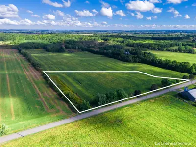 1530a Greenfield Road, North Dumfries, On N1r 5s5