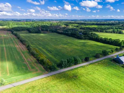 1530a Greenfield Road, North Dumfries, On N1r 5s5