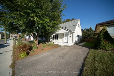 89 Salisbury Avenue, Brantford, On N3s 1n1