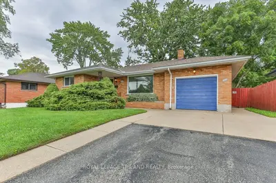 242 Burlington Street, London South, On N5z 3w5