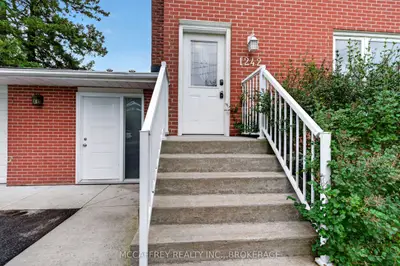 1242 Leyton Avenue, Kingston, On K7p 2v6