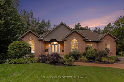 6235 Deermeadow Drive, Greely - Metcalfe - Osgoode - Vernon And Area, On K4p 1m9