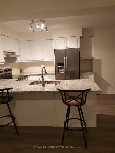 8 Watermill Street, Kitchener, On N2p 0h5