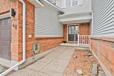 48 Kalbrook Street, Kanata, On K2t 1a6