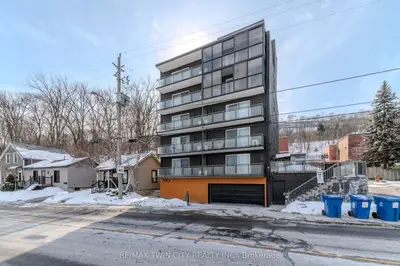200 Charlton Avenue E 303, Hamilton, On L8n 1z1