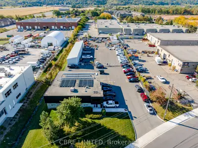890 Arvin Avenue, Hamilton, On L8e 5y8