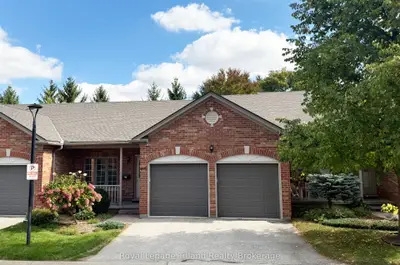 491 Nova Scotia Court #13, Woodstock, On N4s 8z2