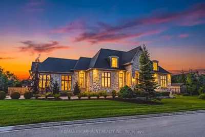 38 Visser Drive, Puslinch, On N0b 2j0