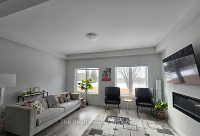 124 Compass Trail 21, Cambridge, On N3e 0e3
