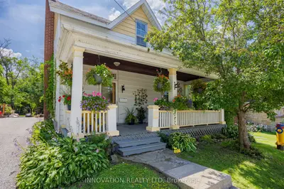 58 Lake Avenue E, Carleton Place, On K7c 1k8