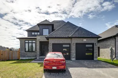 3 Stratham Street, Strathroy-caradoc, On N7g 0h2
