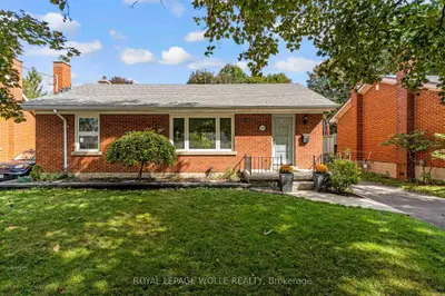 135 Patricia Avenue, Kitchener, On N2m 1j5