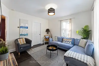 1459 Niagara Stone Road, Niagara-on-the-lake, On L0s 1t0