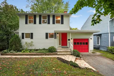 35 Bedford Crescent, Manor Park - Cardinal Glen And Area, On K1k 0e6
