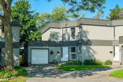 42 Compata Way 28, Blackburn Hamlet, On K1b 4w9
