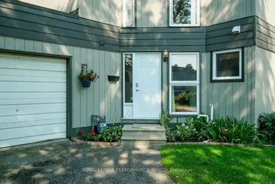 42 Compata Way 28, Blackburn Hamlet, On K1b 4w9