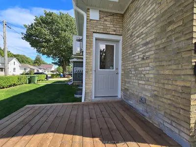 245 Ross Street 1, St. Thomas, On N5r 3y7