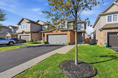 2645 Asima Drive, London South, On N4t 1s4