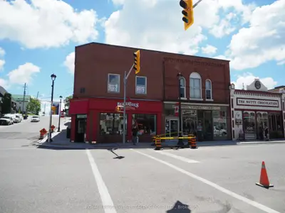 69 Main Street E, Huntsville, On P1h 2b8