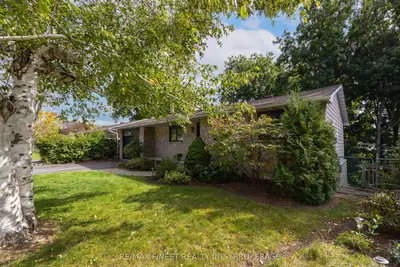 933 Mayfair Crescent, Kingston, On K7m 5s5
