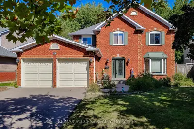 35 Ravenwood Road, Brantford, On N3r 7s6