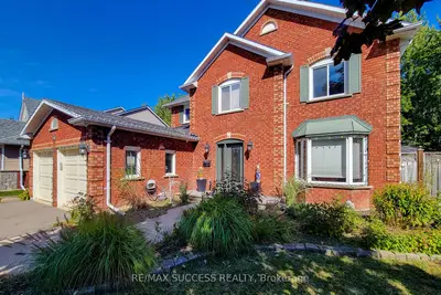 35 Ravenwood Road, Brantford, On N3r 7s6
