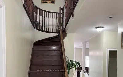 84 Blue Mountain Drive, Hamilton, On L0r 1p0