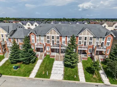 123 Eye Bright Crescent, Blossom Park - Airport And Area, On K1v 2k6