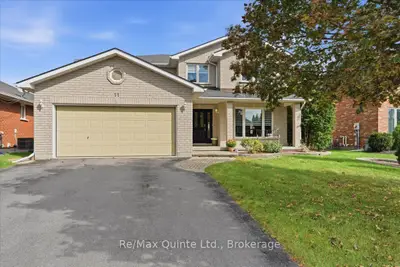 11 HURON Lane, Belleville, ON K8N 5X5