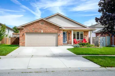 11 EDGEWELL Crescent, Central Elgin, ON N5P 4K8