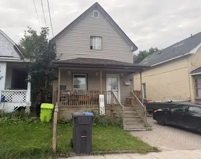16 Abbott Street, Sault Ste Marie, On P6a 2v9