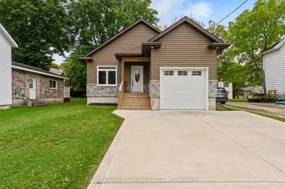 52 Queen Street, Huron East, On N0g 1h0