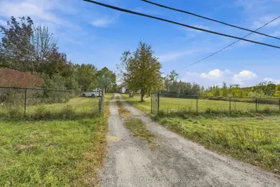 2019 Hamilton Road, Quinte West, On K8v 5p8