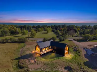 1150 County Road 20, Prince Edward County, On K0k 3l0