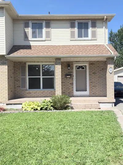 32 Vintage Crescent Main Floor, St. Catharines, On L2s 3c3