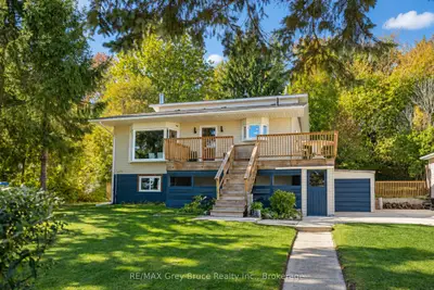 150 Macintosh Drive, Georgian Bluffs, On N0h 1s0