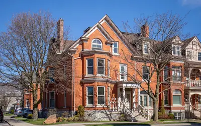 244 King Street E 2, Kingston, On K7l 3a9