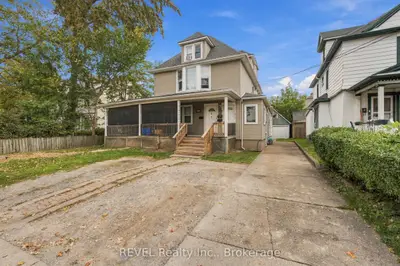 132 Hellems Avenue, Welland, On L3b 3b3