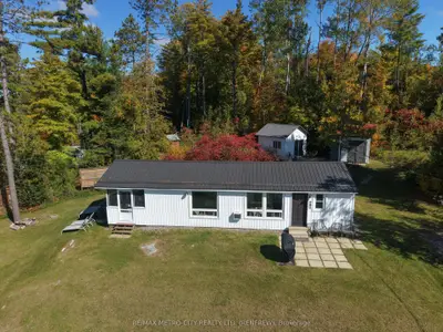 982 Stones Lake Road, Greater Madawaska, On K0j 1h0