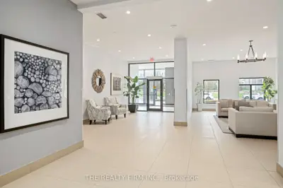 240 Villagewalk Boulevard 1303, London North, On N6g 0p6