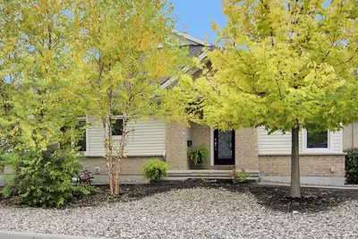 522 Silverbell Crescent, Blossom Park - Airport And Area, On K1t 0p1