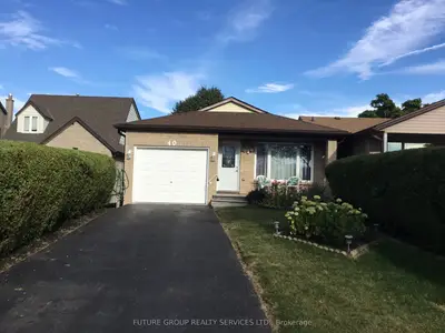 40 Lyton Crescent, Hamilton, On L8j 2c9