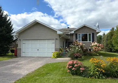 10 Kirk Court, North Algona Wilberforce, On K0j 1x0