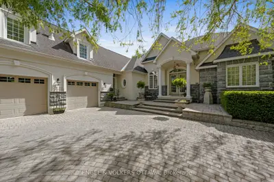 6197 Ottawa Street, Stittsville - Munster - Richmond, On K0a 2z0