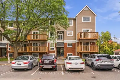 260 FENERTY Court 8, Kanata, ON K2L 3A7