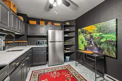 66 Greenview Drive 208, Kingston, On K7m 7c5